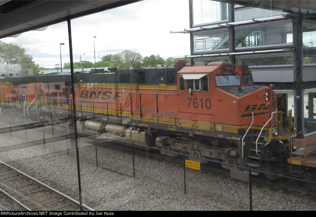 BNSF 7610